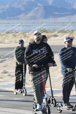 media/Jan-15-2026-Racers Edge (Thu) [[dfebeb70ab]]/1-Around the Pits-Track Walk/